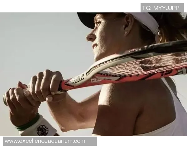 球星个性化足球衣服设计大赏揭晓:突破传统,展现足球魅力与时尚风潮 球星个性化足球衣服设计大赏揭晓:突破传统,展现足球魅力与时尚风潮